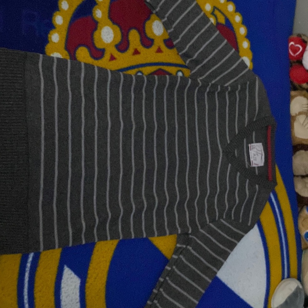 Color: Striped Light Grey, Dark Grey